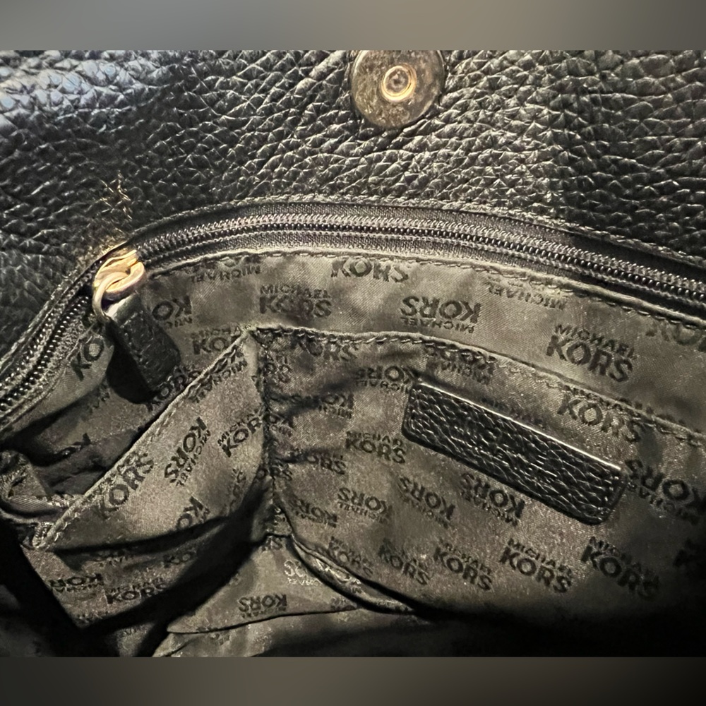 Michael Kors crossbody bag - Picture 4 of 7